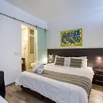 St Julians 202 Near And Paceville 아파트 *
